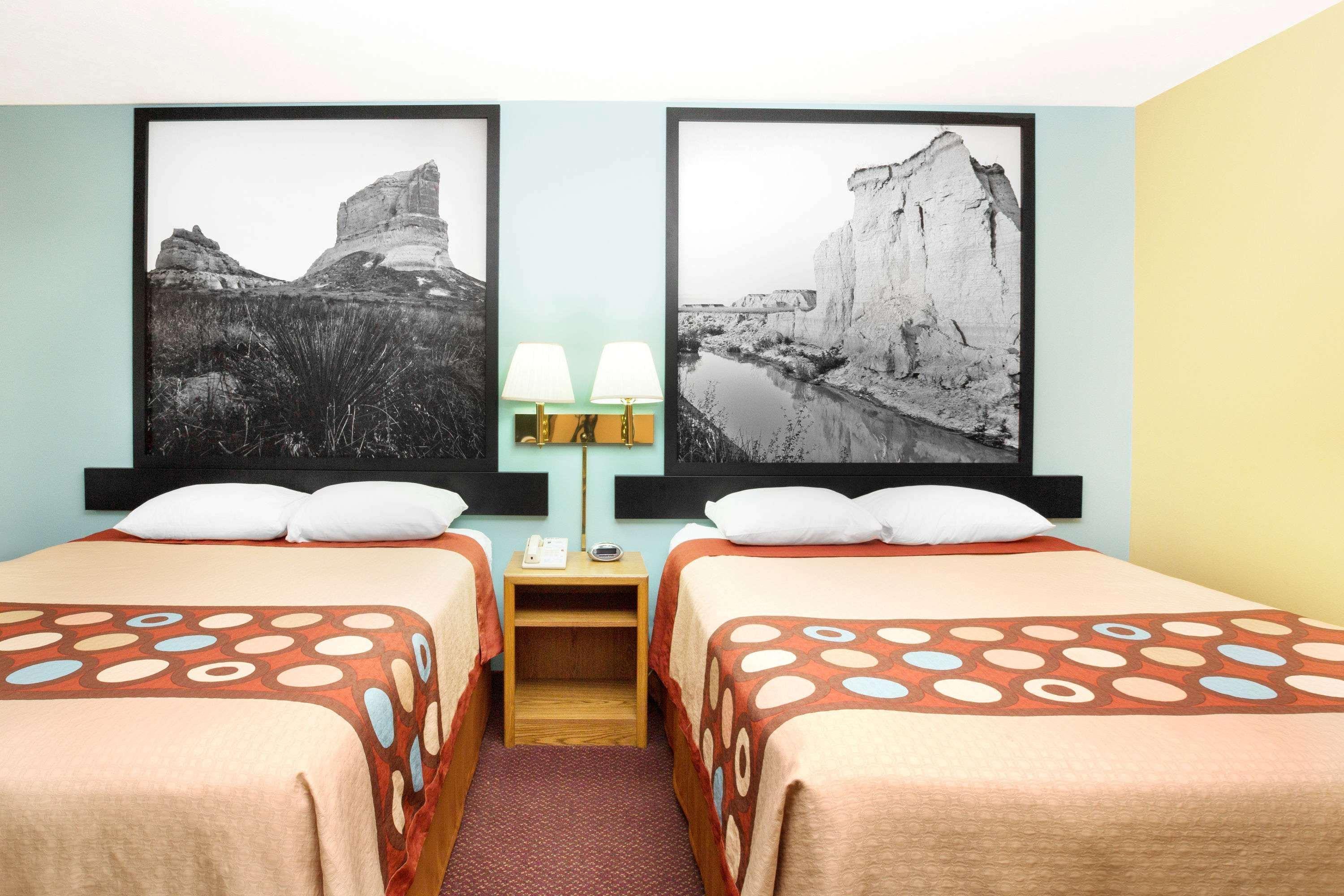 Motel Super 8 By Wyndham Crete Extérieur photo