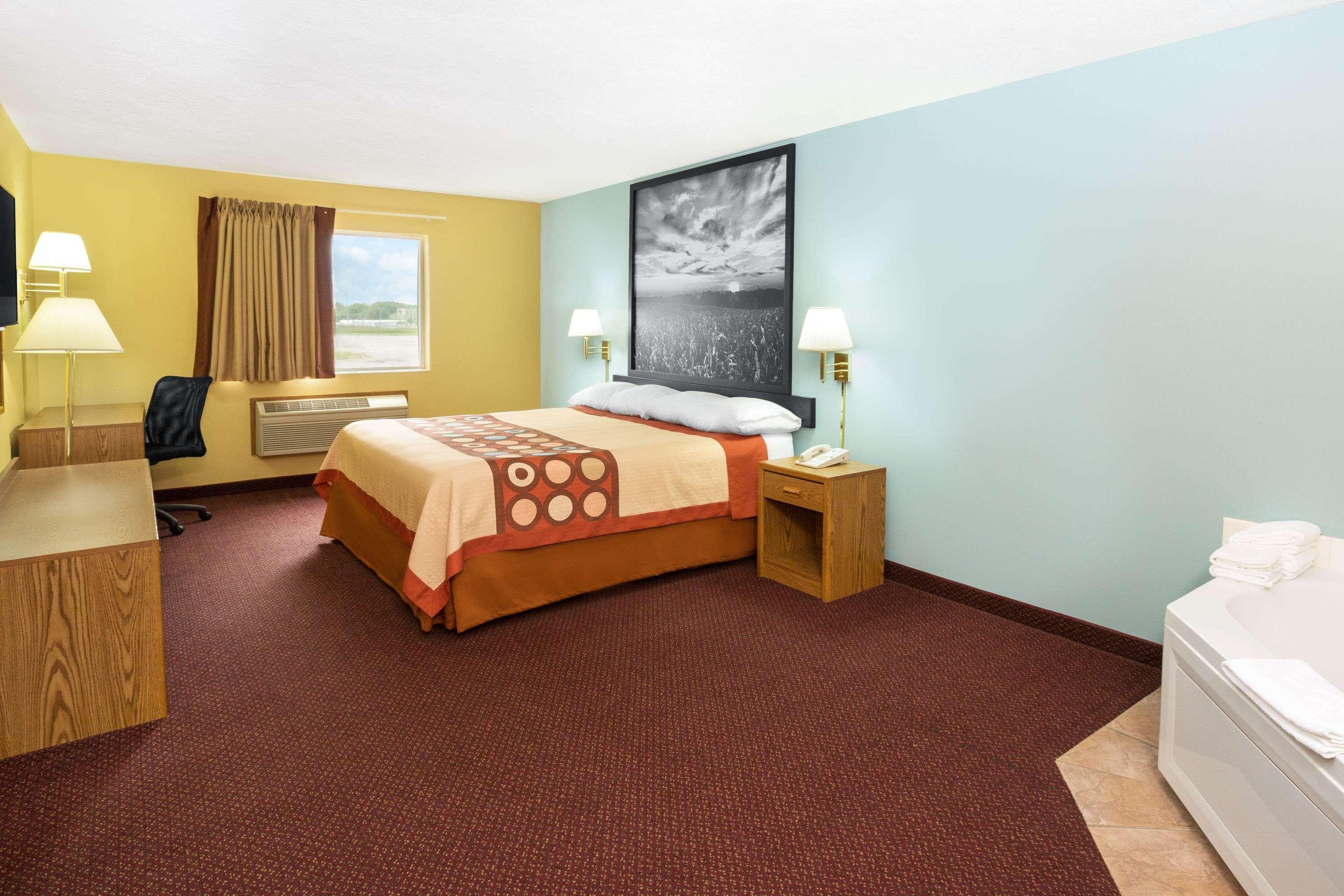 Motel Super 8 By Wyndham Crete Extérieur photo