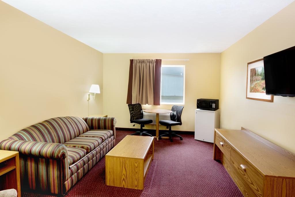 Motel Super 8 By Wyndham Crete Extérieur photo